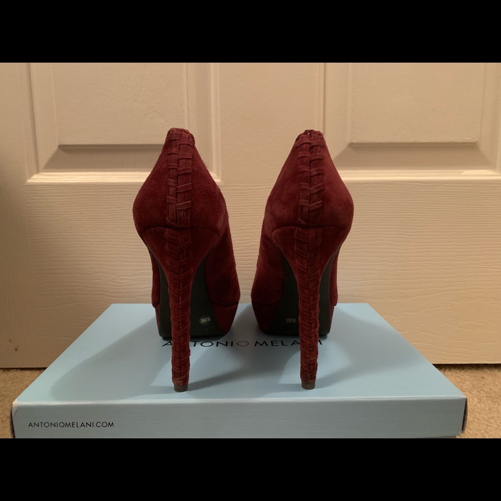 Heels - Picture 4 of 8